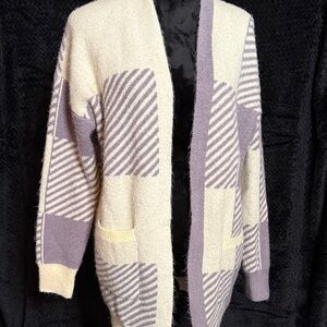 Cozy cardigan! 💜